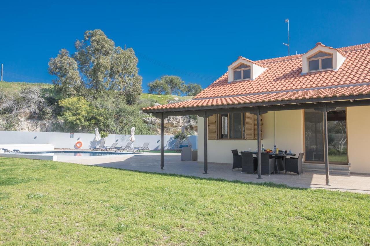 פרוטאראס Krasas Villa מראה חיצוני תמונה
